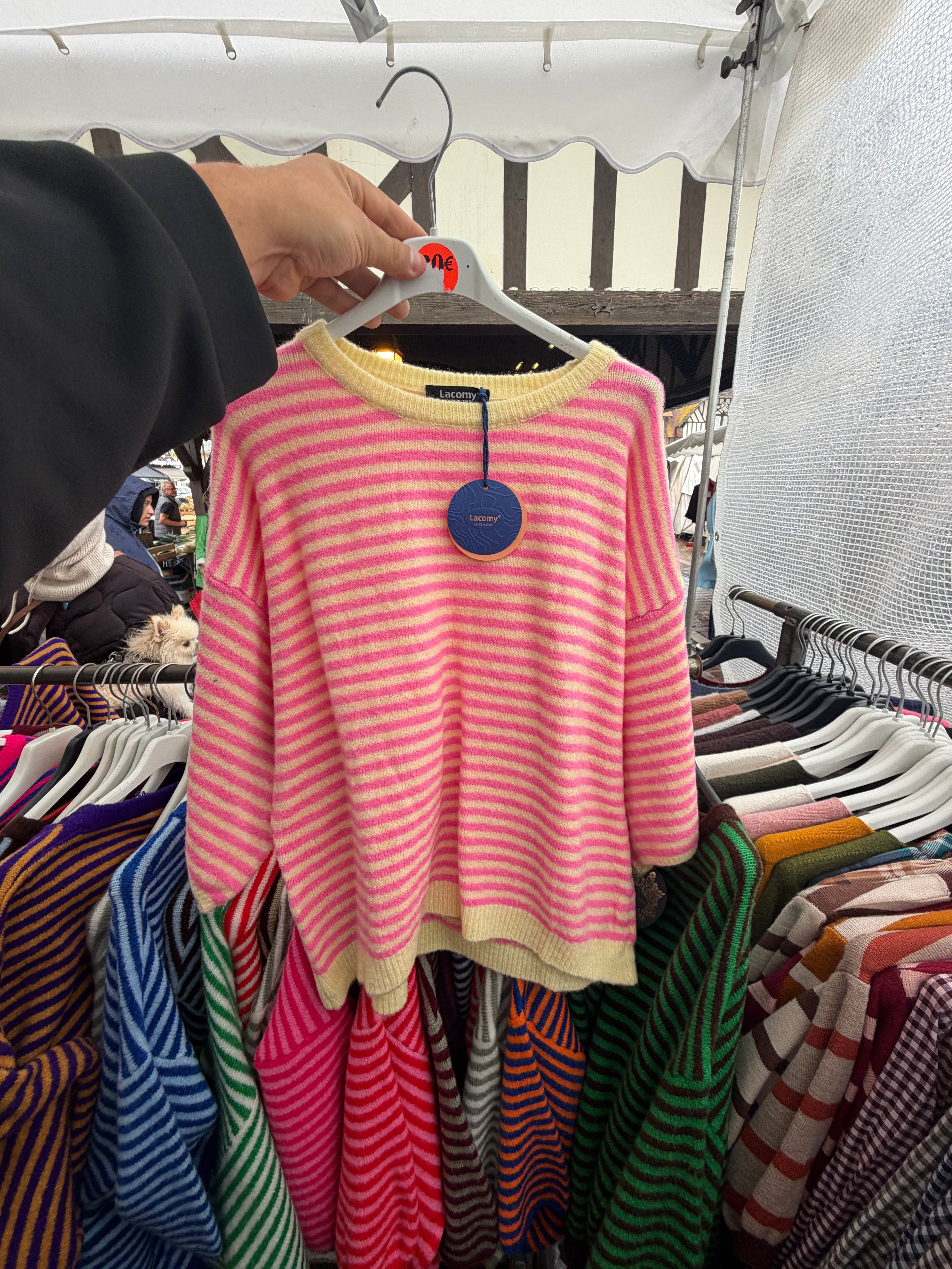 Pull raye jaune et rose